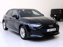 Svart Begagnad 2024 Audi A3 Sportback Halvkombi | 299 900 kr (Dyr)