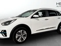 Vit (white) Begagnad 2022 Kia e-Niro Advance SUV | 279 900 kr (Marknadspris)
