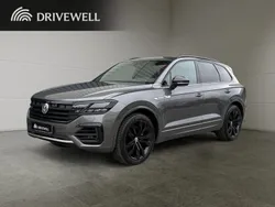 Grå Begagnad 2019 VW Touareg R-line SUV | 519 000 kr (Marknadspris)
