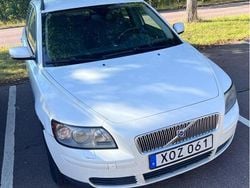Vit Begagnad 2006 Volvo V50 Kombi | 15 000 kr (Superpris)