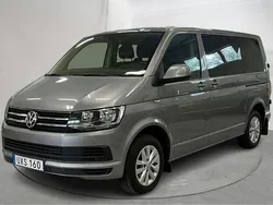 Ljusbrun Begagnad 2017 VW Caravelle Minibuss | 170 000 kr