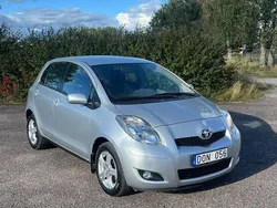 Silver Begagnad 2010 Toyota Yaris Halvkombi | 59 500 kr (Marknadspris)