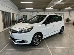 Vit Begagnad 2015 Renault Grand Scénic IV Bose Edition Minibuss | 104 900 kr (Marknadspris)