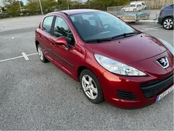 Röd Begagnad 2010 Peugeot 207 Halvkombi | 34 900 kr (Marknadspris)