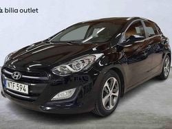 Svart Begagnad 2015 Hyundai i30 Halvkombi | 119 900 kr