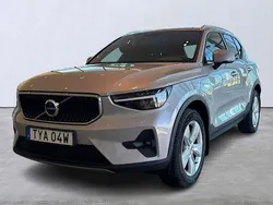 Silver Begagnad 2023 Volvo XC40 Core SUV | 359 900 kr (Marknadspris)