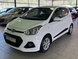 Vit Begagnad 2015 Hyundai i10 Halvkombi | 59 900 kr (Bra pris)