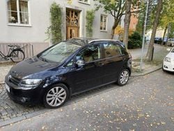Svart Begagnad 2011 VW Golf Plus Cross Minibuss | 52 000 kr (Marknadspris)