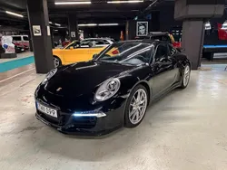 Svart (jet black metallic) Begagnad 2015 Porsche 911 Carrera 4 Sport Sportkupé | 995 000 kr