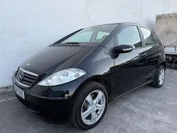 Svart Begagnad 2006 Mercedes A150 Classic Halvkombi | 29 900 kr (Marknadspris)