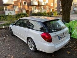 Vit Begagnad 2005 Subaru Legacy Kombi | 25 000 kr (Marknadspris)