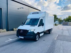 Vit Begagnad 2019 Mercedes Sprinter Van | 212 375 kr