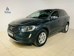 Grå Begagnad 2015 Volvo XC60 Momentum SUV | 179 400 kr (Marknadspris)