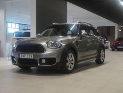 Grå Begagnad 2018 Mini Countryman Pepper SUV | 229 800 kr