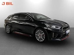 Svart Begagnad 2018 Kia Ceed GT Kombi | 239 900 kr (Marknadspris)