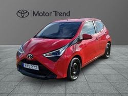 Röd Begagnad 2019 Toyota Aygo X-play Halvkombi | 99 000 kr (Marknadspris)