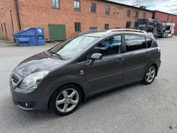 Grå Begagnad 2008 Toyota Corolla Verso Minibuss | 22 000 kr (Bra pris)