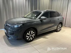 Grå Begagnad 2024 VW Tiguan Life SUV | 384 900 kr (Lite dyr)