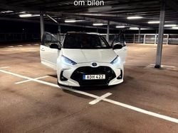 Begagnad 2020 Toyota Yaris Hybrid Kombi | 154 000 kr (Superpris)