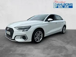Vit Begagnad 2022 Audi A3 Sportback e-tron Advanced Plus Sedan | 309 900 kr (Marknadspris)