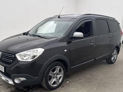 Svart Begagnad 2018 Dacia Lodgy Stepway Minibuss | 110 000 kr (Lite dyr)