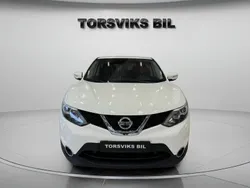 Vit Begagnad 2014 Nissan Qashqai SUV | 119 900 kr (Marknadspris)