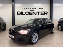 Svart Begagnad 2012 BMW 116 Halvkombi | 99 900 kr (Marknadspris)