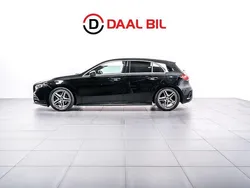 Svart Begagnad 2019 Mercedes A180 AMG Halvkombi | 229 700 kr (Marknadspris)