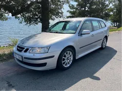 Grå Begagnad 2006 Saab 9-3 Linear Kombi | 22 000 kr (Marknadspris)