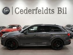 Grå Begagnad 2023 Audi Q7 Competition SUV | 759 900 kr (Marknadspris)