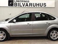 Silver Begagnad 2005 Ford Focus Sedan | 49 900 kr