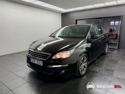 Svart Begagnad 2013 Peugeot 308 Active Halvkombi | 69 900 kr (Marknadspris)