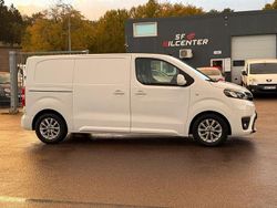 Vit Begagnad 2017 Toyota Proace Minibuss | 169 900 kr (Marknadspris)