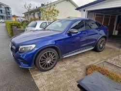 Blå Begagnad 2017 Mercedes GLC350 SUV | 364 000 kr