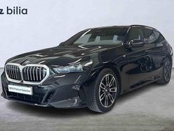 Svart Begagnad 2025 BMW 520 Kombi | 589 900 kr (Lite dyr)