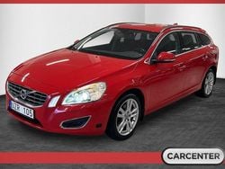 Röd Begagnad 2011 Volvo V60 Momentum Kombi | 79 500 kr (Superpris)