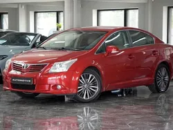 Mörkröd (röd) Begagnad 2010 Toyota Avensis Multidrive S Sedan | 99 900 kr (Lite dyr)