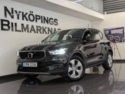 Svart Begagnad 2020 Volvo XC40 Momentum SUV | 274 900 kr (Marknadspris)