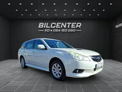 Vit Begagnad 2010 Subaru Legacy Kombi | 59 900 kr (Marknadspris)