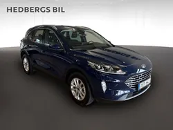 Blå Begagnad 2022 Ford Kuga SUV | 259 900 kr (Marknadspris)