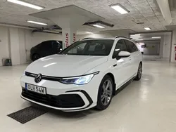 Vit Begagnad 2021 VW Golf VIII R-line Kombi | 199 900 kr