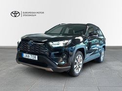 Svart Begagnad 2022 Toyota RAV4 Hybrid Executive SUV | 404 900 kr (Marknadspris)