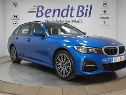 Blå Begagnad 2022 BMW 330e M Sport Kombi | 374 500 kr (Marknadspris)