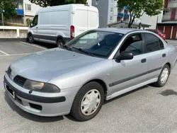 Grå Begagnad 2002 Mitsubishi Carisma Sedan | 16 900 kr