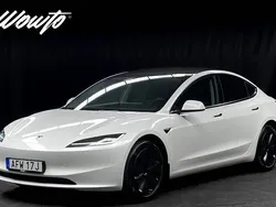 Vit Begagnad 2024 Tesla Model 3 Long Range Sedan | 459 800 kr (Dyr)