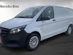 Vit (white) Ny 2025 Mercedes Vito Minibuss | 592 206 kr (Bra pris)