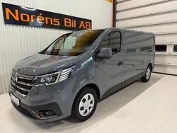 Grå Begagnad 2024 Renault Trafic Van | 389 000 kr (Lite dyr)