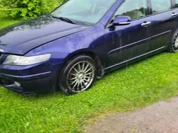 Blå Begagnad 2003 Honda Accord Executive Kombi | 7 500 kr