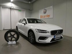 Vit Begagnad 2020 Volvo V60 Kombi | 269 900 kr (Marknadspris)