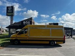 Gul Begagnad 2014 VW Crafter Van | 219 000 kr